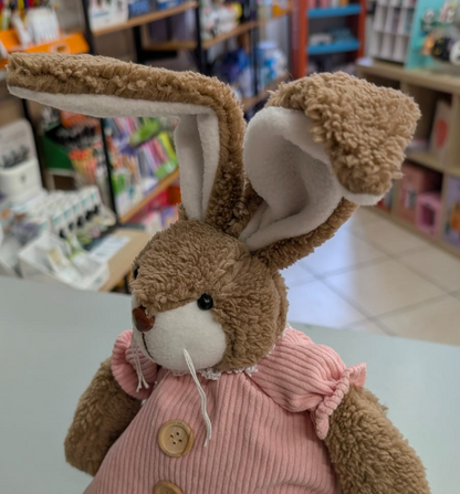 Peluche pasquale decorativo con vestito rosa