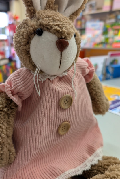 Peluche pasquale decorativo con vestito rosa