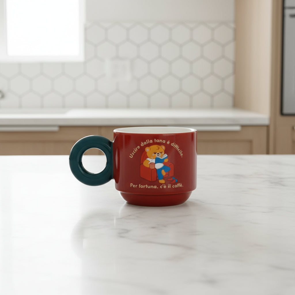Tazza impilabile - Uscire dalla tana è difficile. Per fortuna, c’è il caffè.